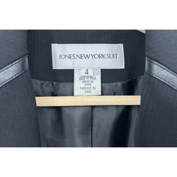 Jones New York Suit Black Pantsuit - Picture 3 of 9
